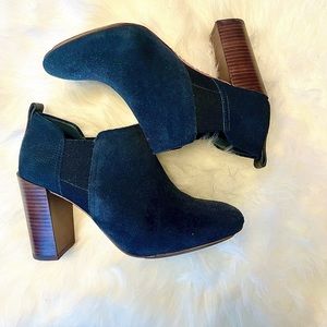 ED Mahoney Booties Sz 6.5